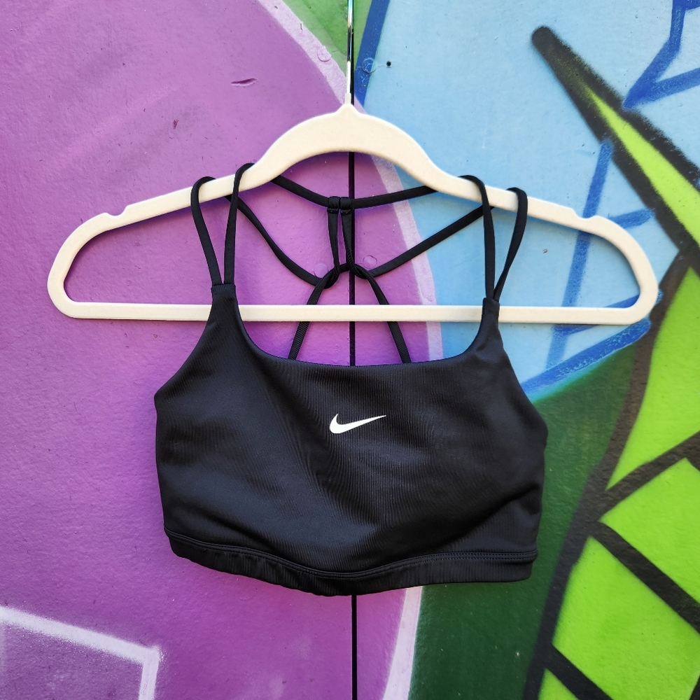 Nike Sleek Sports Bra M Black